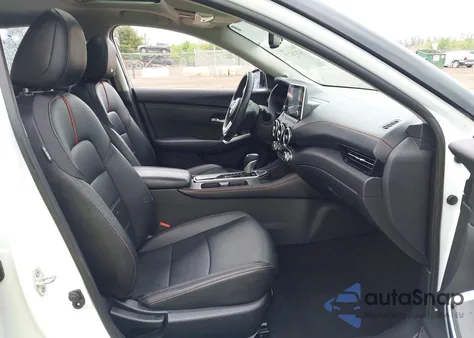 2021 Nissan Sentra Sr Xtronic Cvt z USA, uszkodzony, nr VIN 3N1AB8DV9MY208332